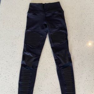 Alo Moto Leggings